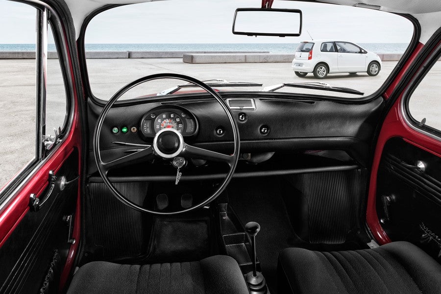 Este interior corresponde al del último Seat 600 fabricado.