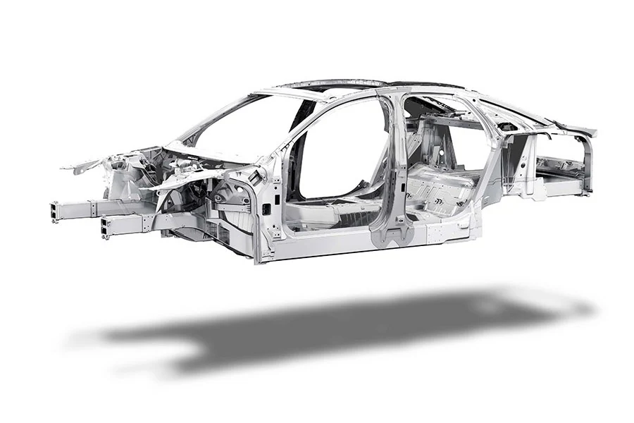 El chasis de aluminio del Audi A8 es un 40% más ligero que de acero.