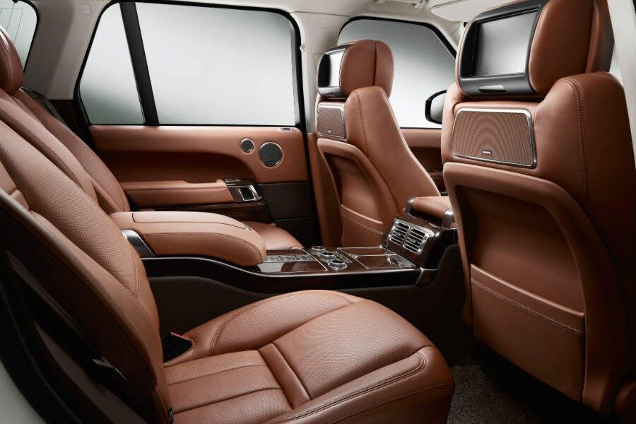 Los asientos traseros del Range Rover con el acabado Autobiography Plus son reclinables.