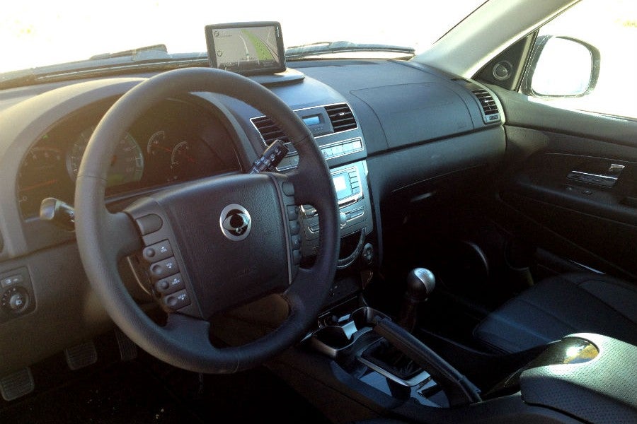 El interior del SsangYong Rexton tiene algunos elementos que necesitan modernizarse.