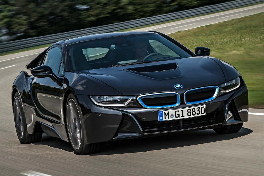 El BMW i8 llega en junio a los concesionarios.