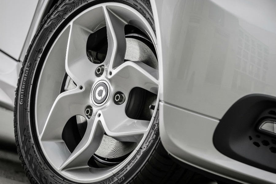 Las llantas del Smart ForTwo Edition Citybeam tienen un diseño muy agresivo.