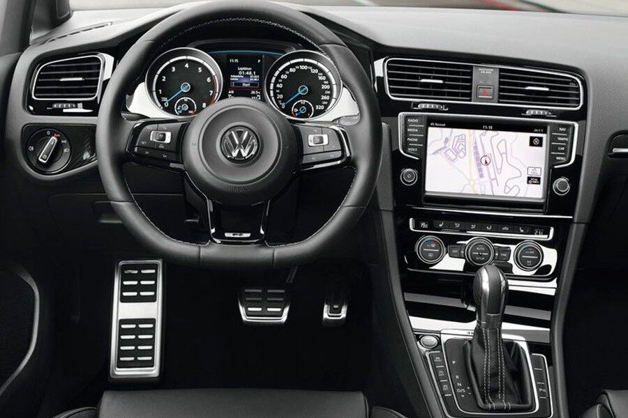 El puesto de mando es típicamente VW.