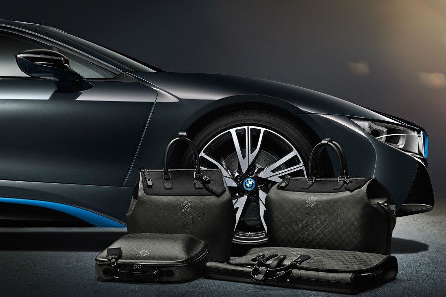 El juego de maletas de Louis Vuitton para el BMW i8 estará disponible desde el 1 de abril.