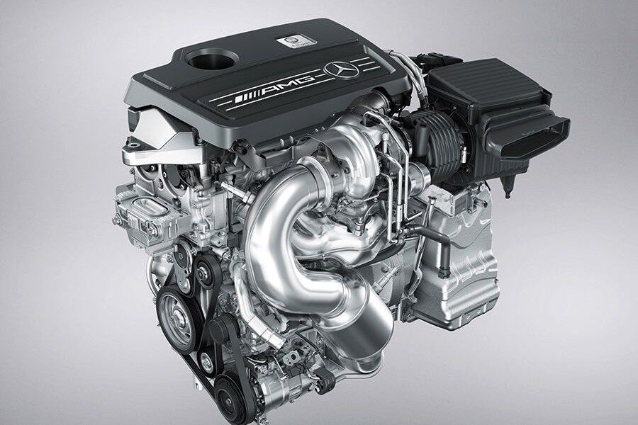 Este motor tiene la mayor potencia específica de una mecánica de serie, 360 CV con sólo 2 litros.