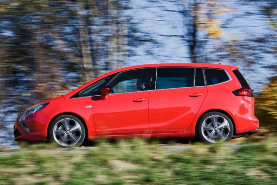 El Opel Zafira cuenta ahora con el sistema de infoentretenimiento IntelliLink.