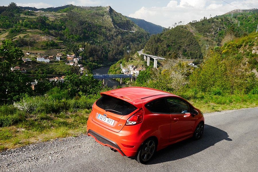 El Fiesta ST es un coche ideal para los amantes de la conducción.