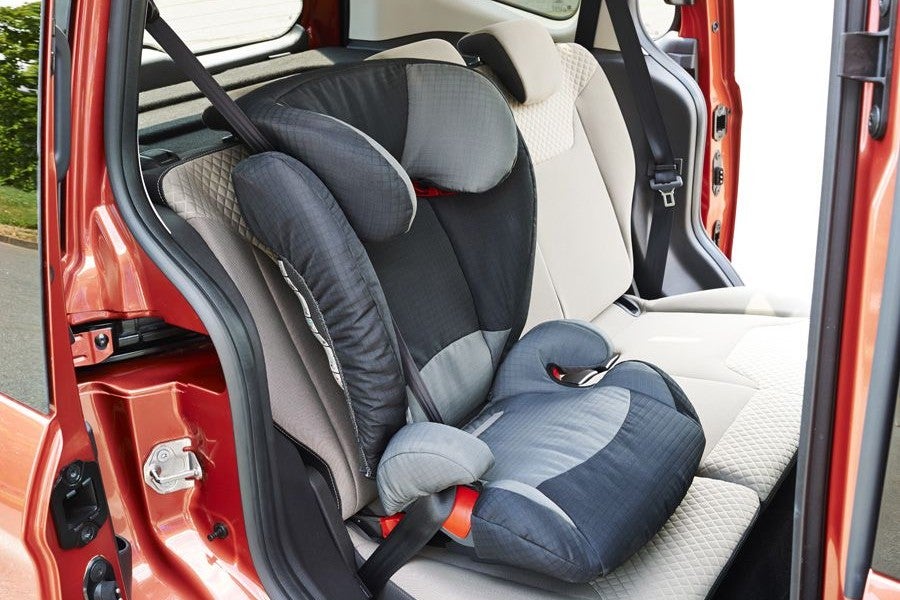 El Tourneo Courier cuenta con anclajes ISOFIX.