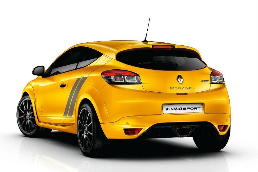 La salida de escape de este Renault Megane RS 275 Trophy está acabada en aluminio.