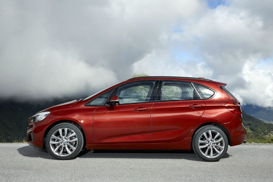 BMW quiere hacer del Serie 2 Active Tourer el coche ideal para las familias.