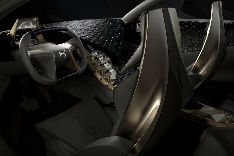 El futurismo se apodera del interior del Divine DS.