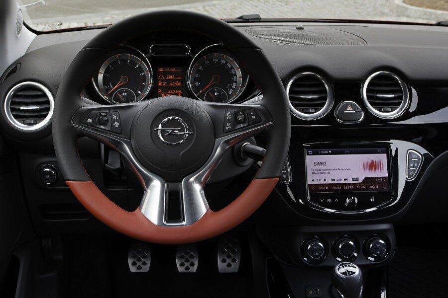 El interior del Opel Adam Rocks es totalmente personalizable.