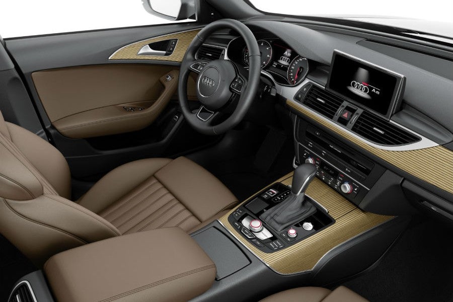 El interior del Audi A6 Avant apenas se diferencia del de la versión convencional.