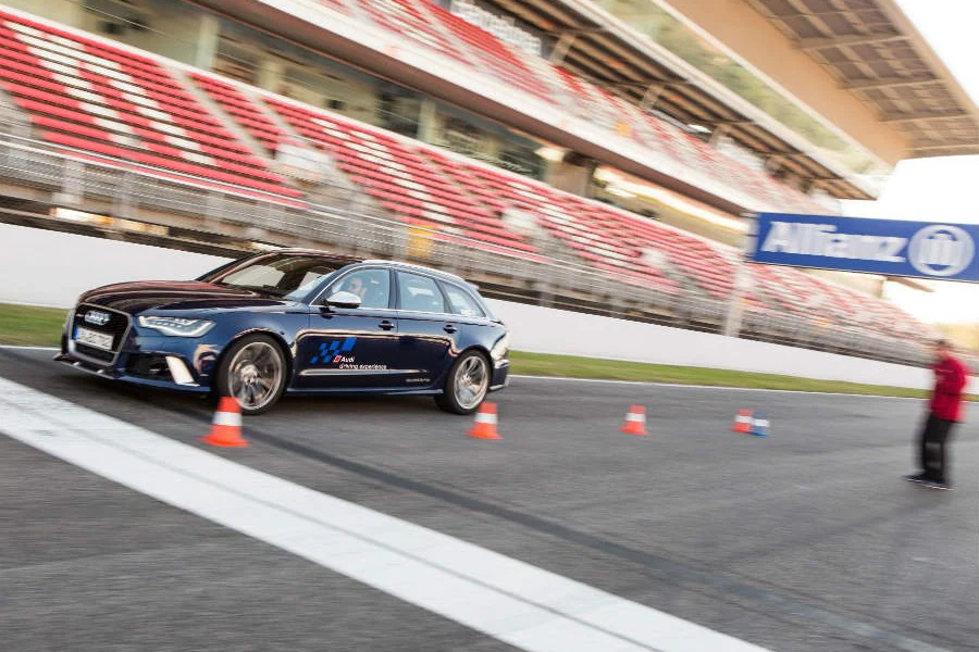 La frenada de emergencia es una de las actividades más útiles que realizarás en la versión Sportcar del Audi Driving Experience.
