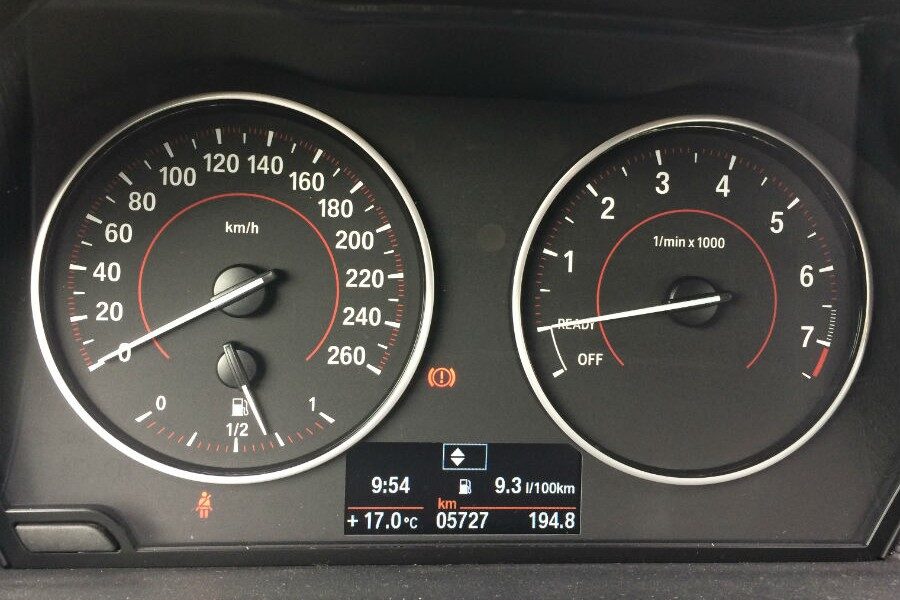 El consumo de combustible, a pesar de lo que marca el ordenador de a bordo en el momento de la foto, quedó fijado al final de la semana en 8,7 l/100 km.