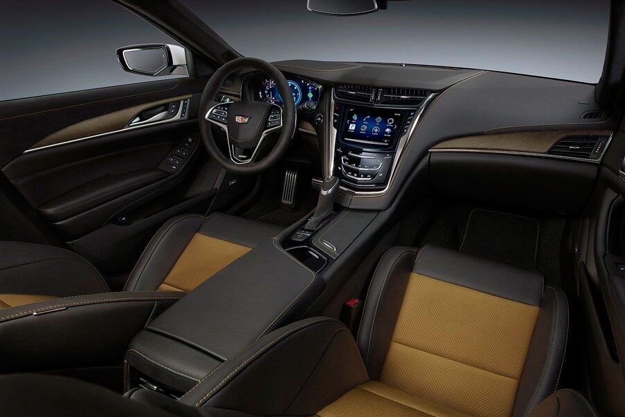 El panel de intrumentos del Cadillac CTS-V lo forma una pantalla de 12,3 pulgadas.
