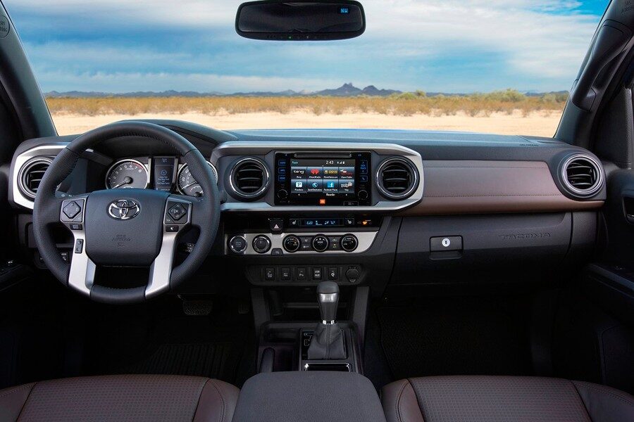 El Toyota Tacoma monta una pantalla táctil multifunción.