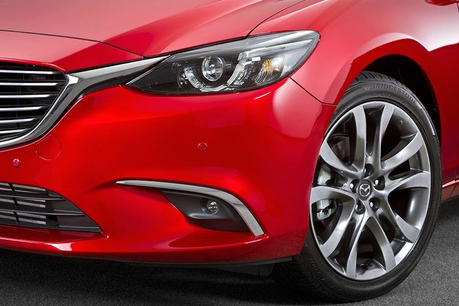 El equipamiento del Mazda6 mejora notablemente.