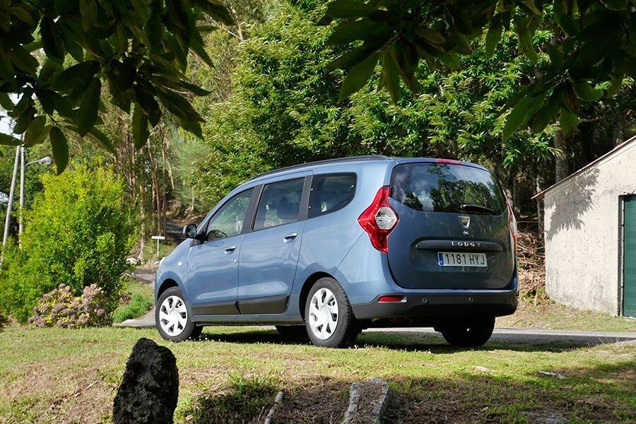 El Dacia Lodgy ofrece 7 plazas y un coste mínimo de combustible