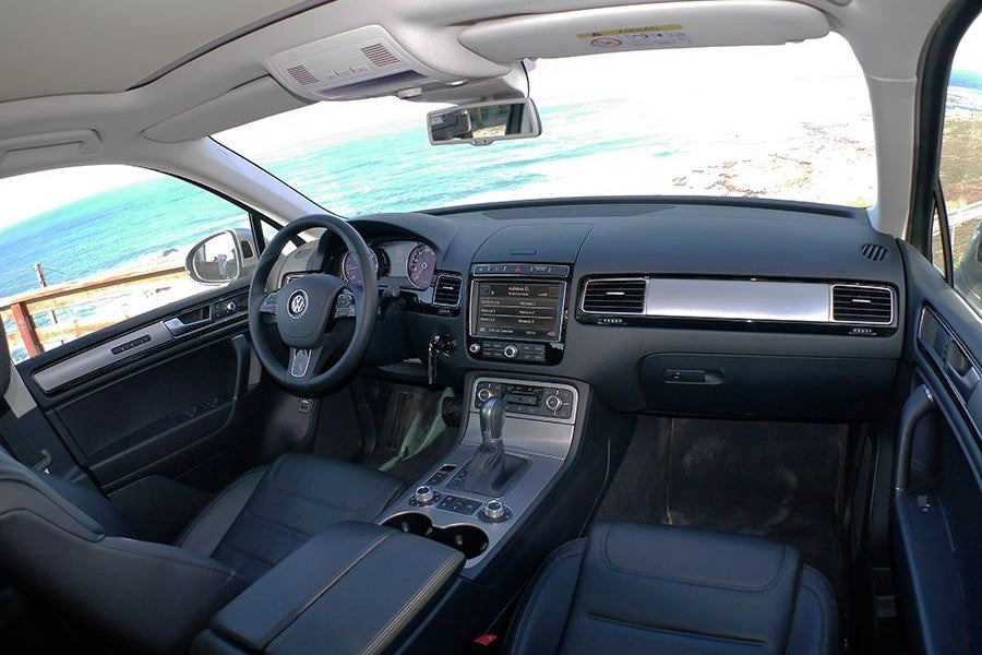 El interior es sobrio pero de factura impecable.