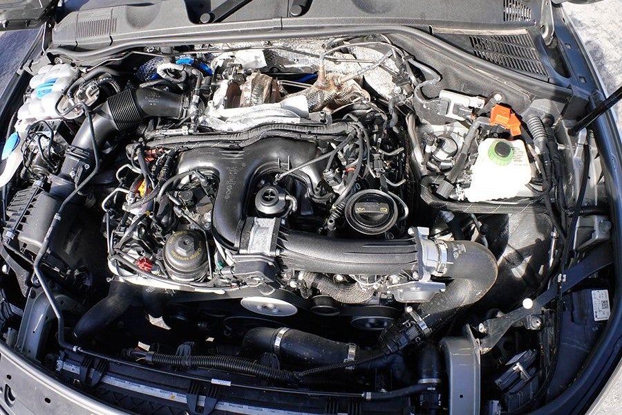 El motor V6 TDi tiene un buen rendimiento y un consumo razonable.