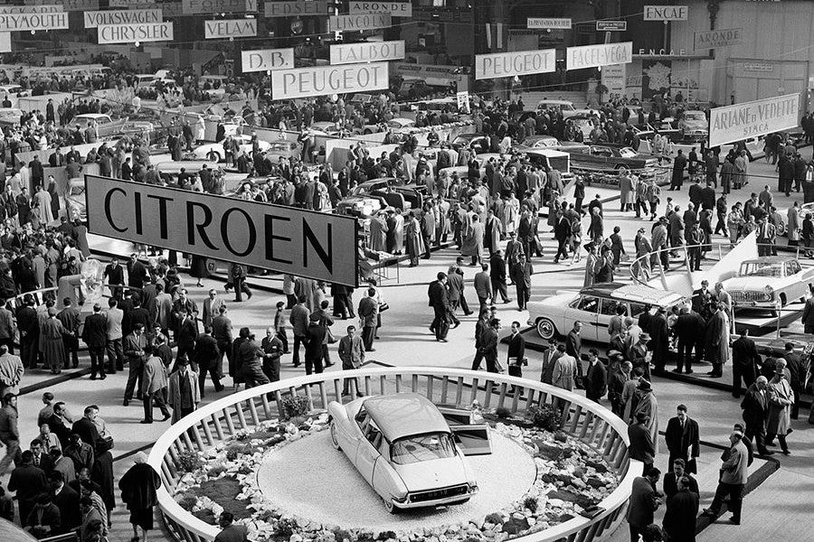 El primer día tras su presentación se vendieron 12.000 unidades.