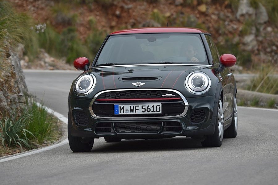La estabilidad es uno de los puntos fuertes del Mini JCW.