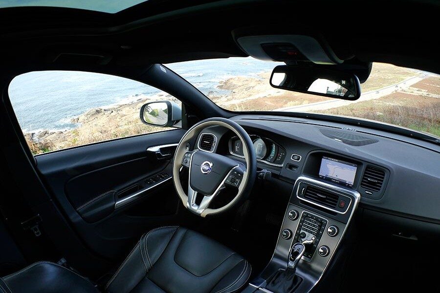 El puesto de conducción del Volvo S60 es muy confortable.