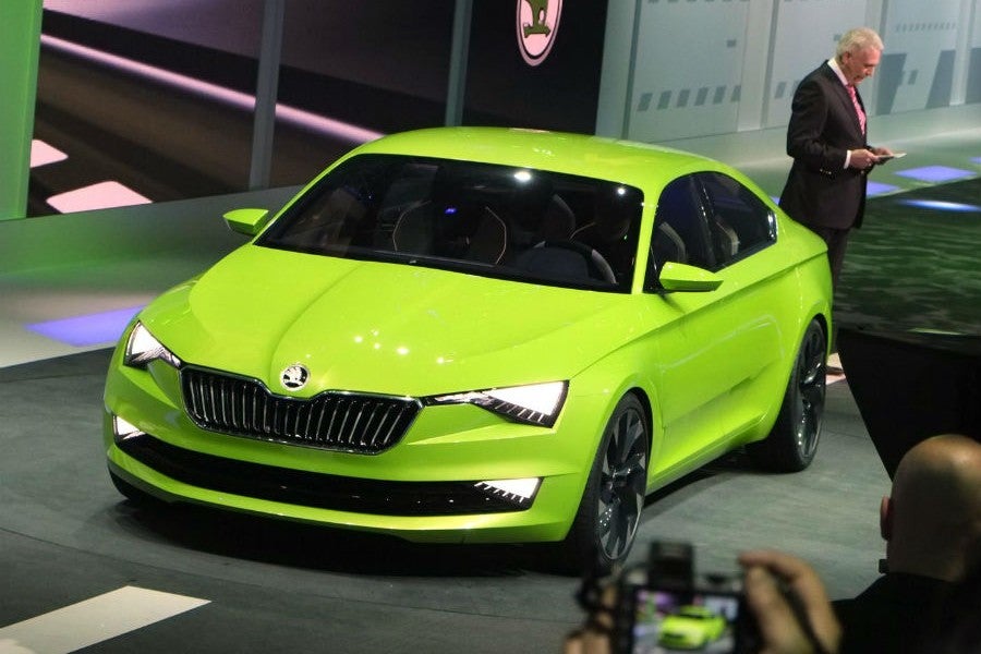 El Skoda VisionC es el prototipo del que ha salido este Skoda Suiperb