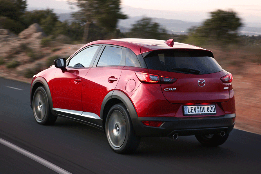 El nuevo Mazda CX-3 tiene un comportamiento similar al de un compacto.