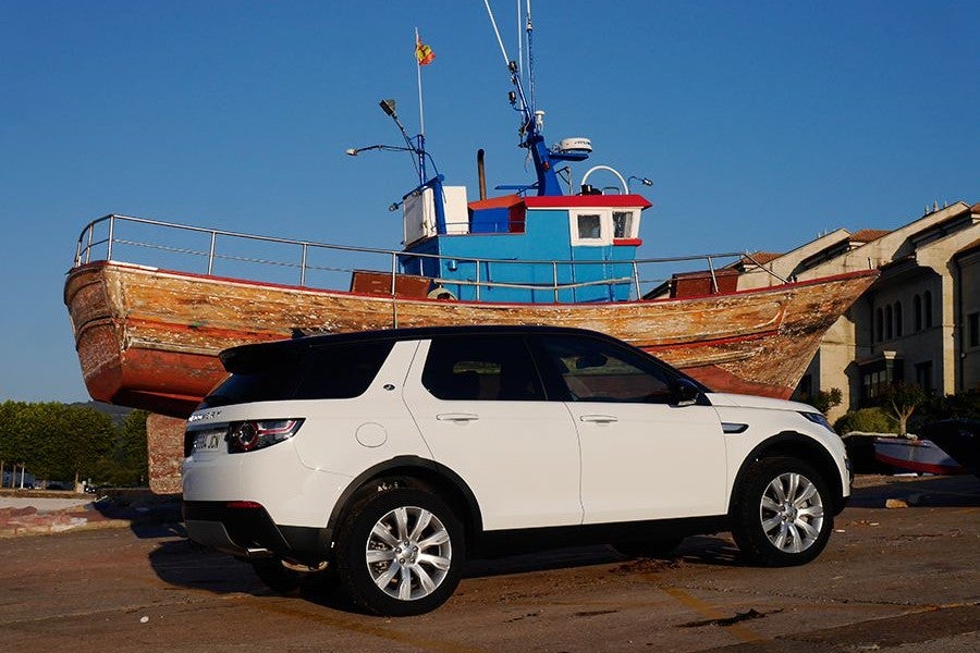 El Discovery Sport tiene rasgos que recuerdan al exitoso Evoque.