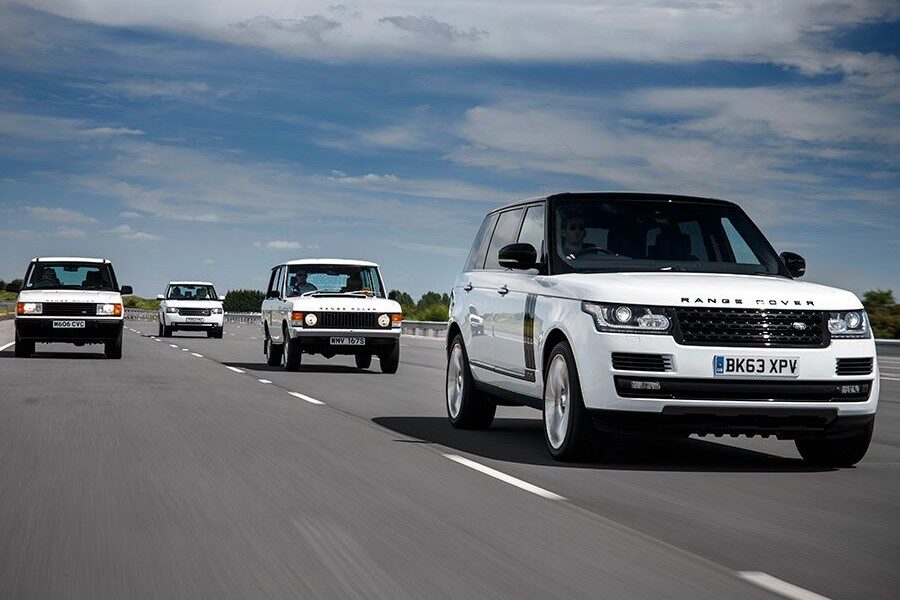 Las 4 generaciones del Range Rover ruedan en su aniversario.