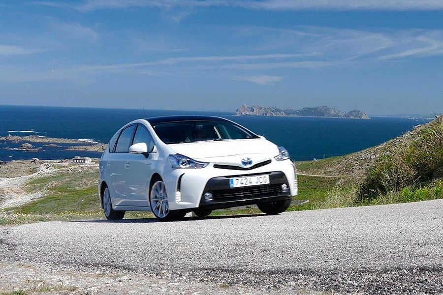 El comportamiento del Prius+ está muy condicionado por su peso.