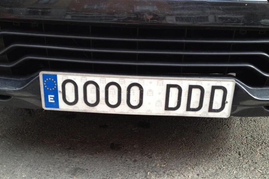 Las matrículas más curiosas: 0000-DDD, esta es un tanto peculiar