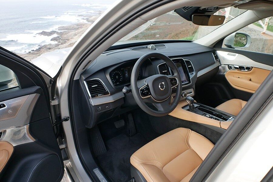 El interior del Volvo XC90 tiene unos materiales de primerísima calidad.