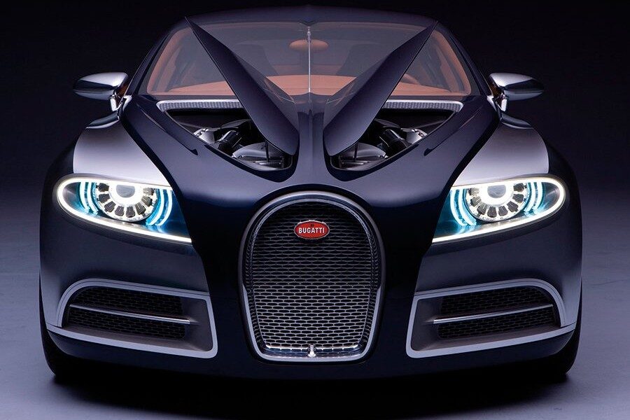 El automóvil moderno debe su desarrollo a algunas de las patentes registradas por Bugatti.