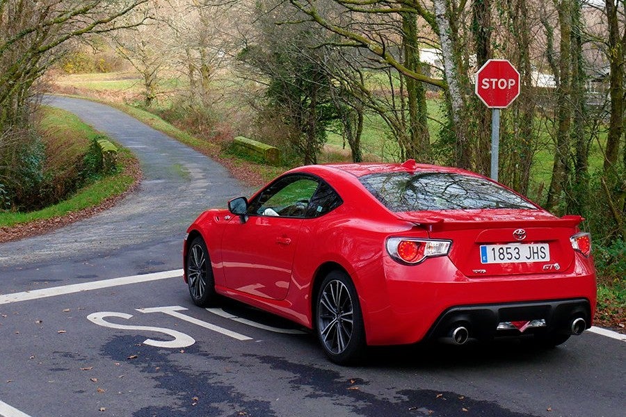 El Toyota GT86 no ha necesitado cambios estéticos para seguir siendo llamativo.