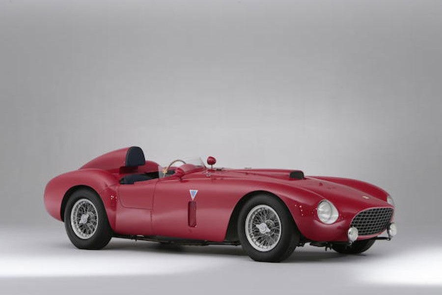 Este Ferrari 375 Plus Spyder participó en las 24 Horas de LeMans.