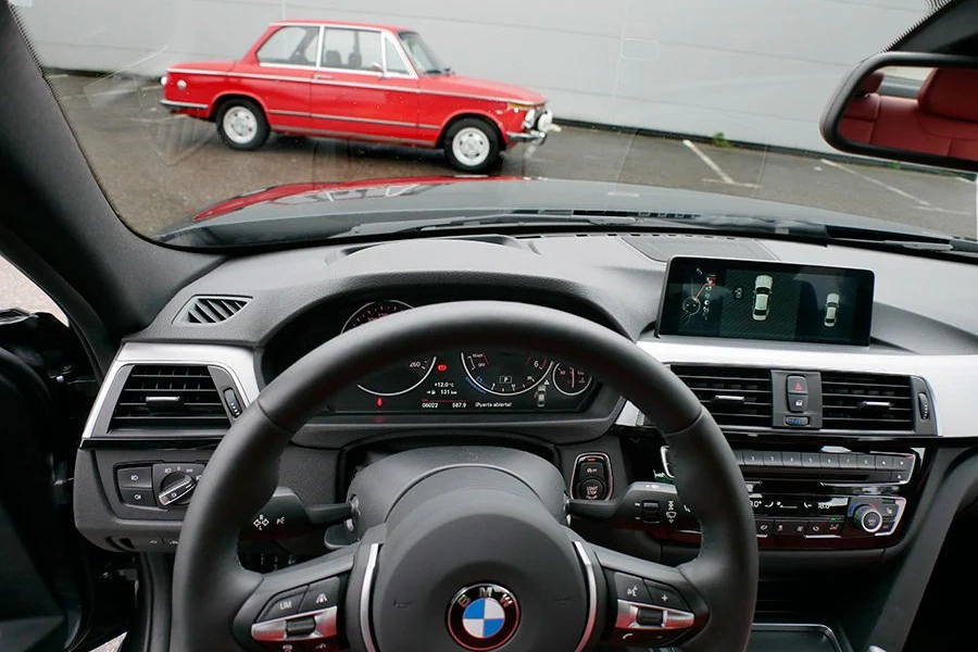 El interior del nuevo BMW 320d ha mejorado notablemente.
