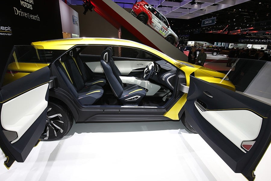 Así son las puertas del Mitsubishi eX Concept