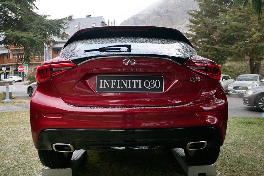 Los motores elegidos para el Q30 no son especialmente tragones.