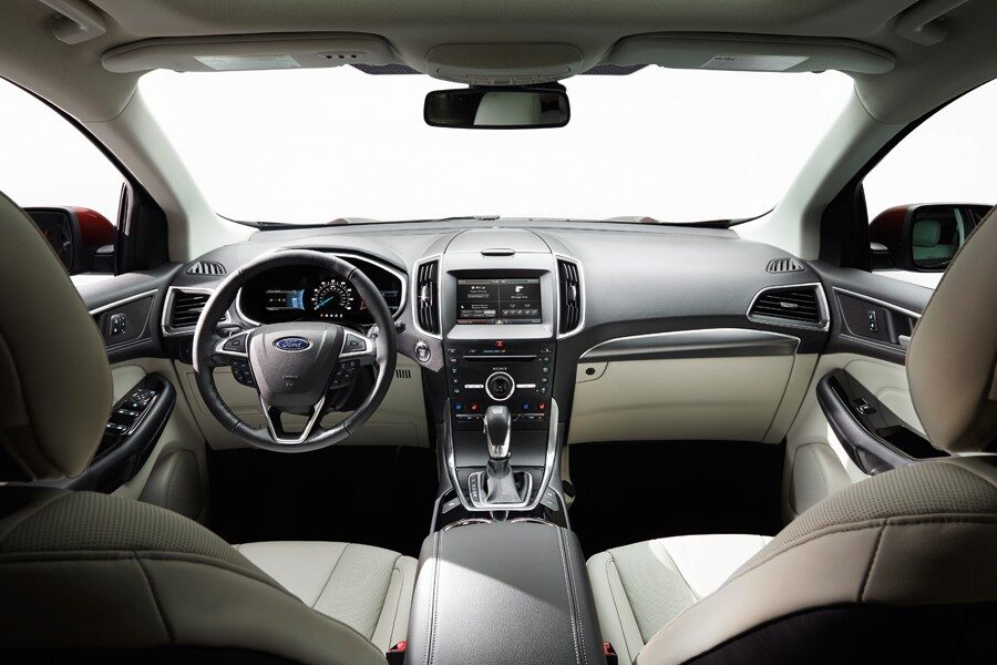 El Ford Edge cuenta con un interior de buena calidad.