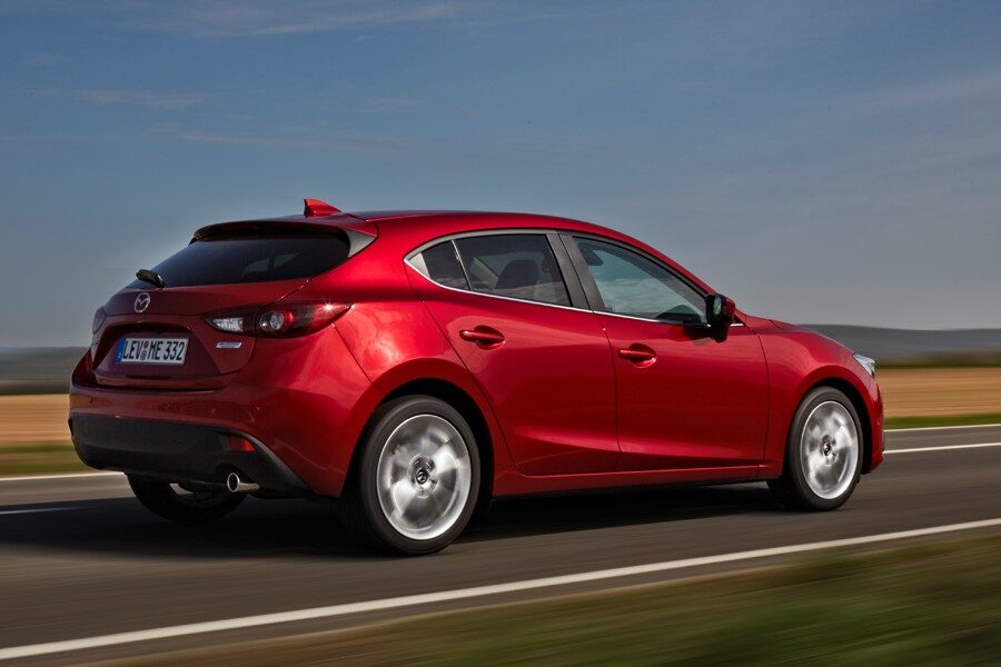 El Mazda3 1.5 diésel homologa 3,8 litros de consumo medio.