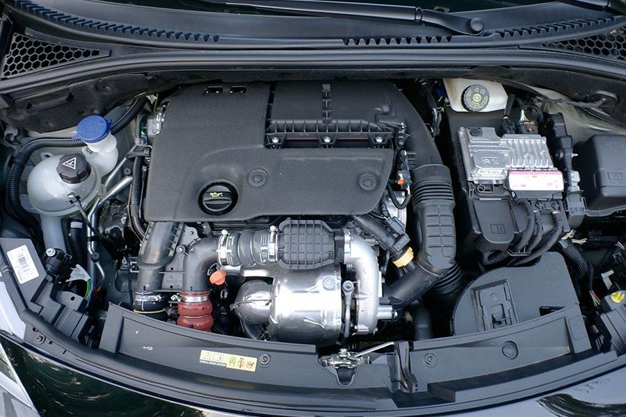 El motor diésel de 120 CV tiene unas buenas prestaciones.