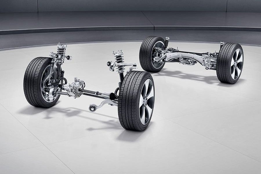 El Mercedes GLC Coupé tiene un chasis que apuesta por un comportamiento dinámico excelente, confortable y eficaz al tiempo.