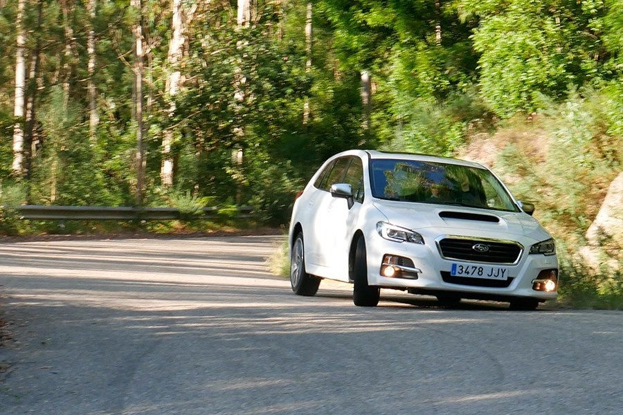 El Subaru Levorg tiene un comportamiento ágil y seguro en todo momento.