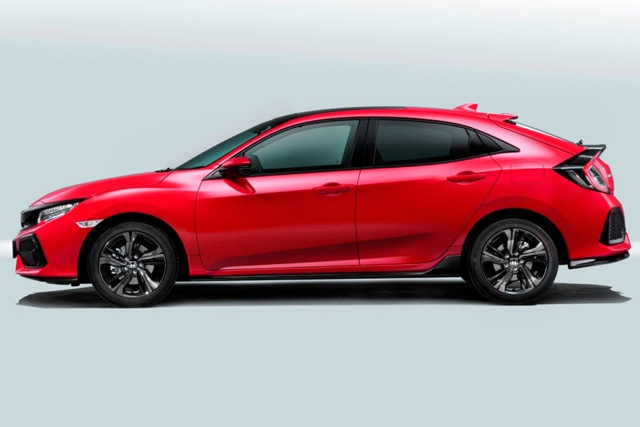El nuevo Honda Civic destaca, como lo venía haciendo, por sus medidas compactas y aprovechamiento interior.