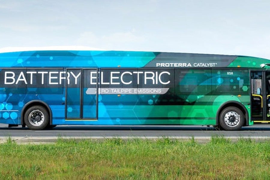 El autobús eléctrico que cubre 966 km en una sola carga