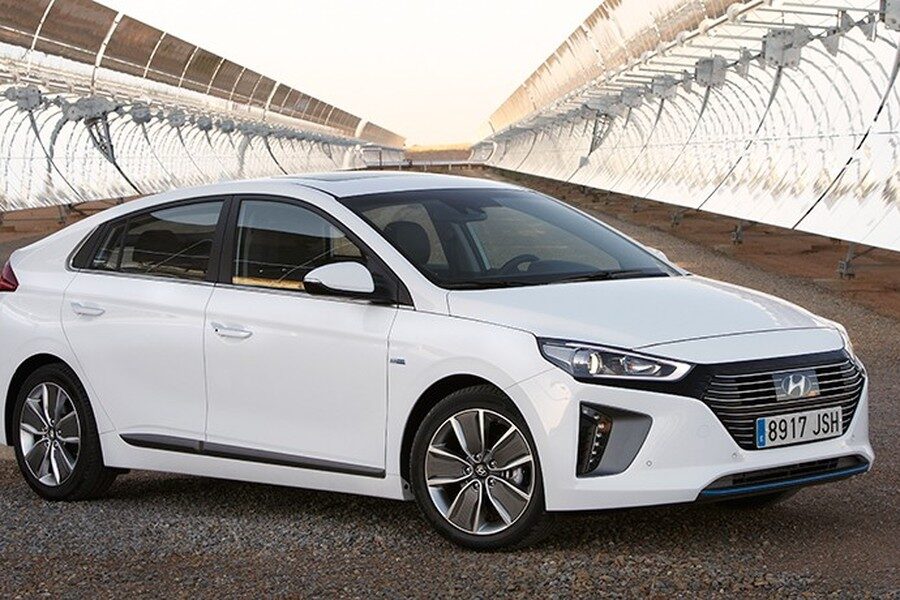 Presentación y prueba del nuevo Hyundai Ioniq 2016