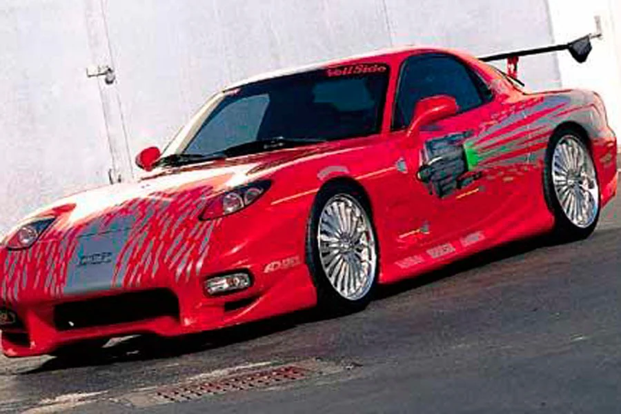 Mazda RX-7, el coche de Toretto en «The Fast and the Furious» (1).